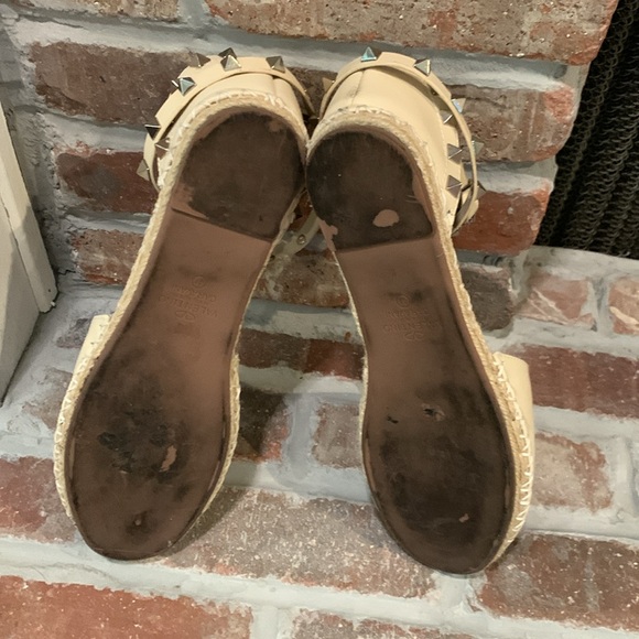 Valentino Rockstud Flat Espadrille - Picture 7 of 10